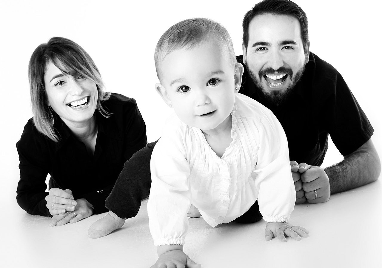 family-1237701_1280